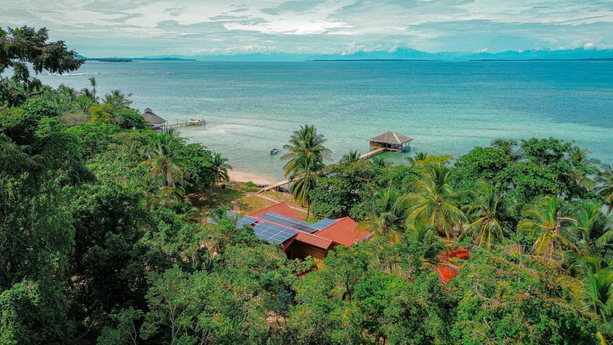 Casa Cayuco Eco-Adventure Lodge Bocas del Toro Exterior foto